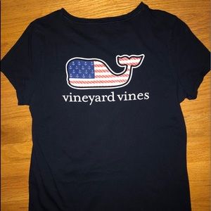 Vineyard Vines | navy whale pocket tee